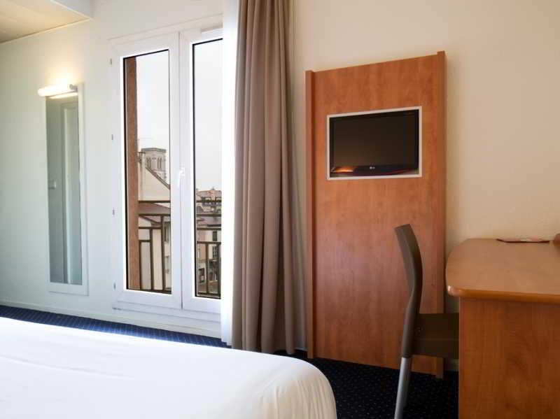 Ibis Budget Bourgoin Jallieu Centre Luaran gambar